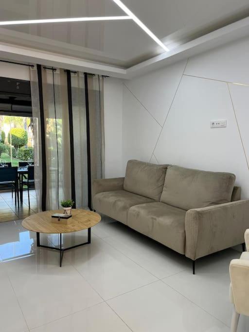 Apartment Morderno & Elegante Adosado En Golf &