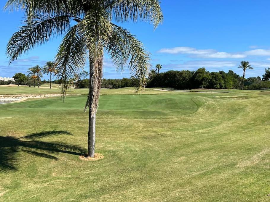 Morderno & Elegante Adosado En Golf & *